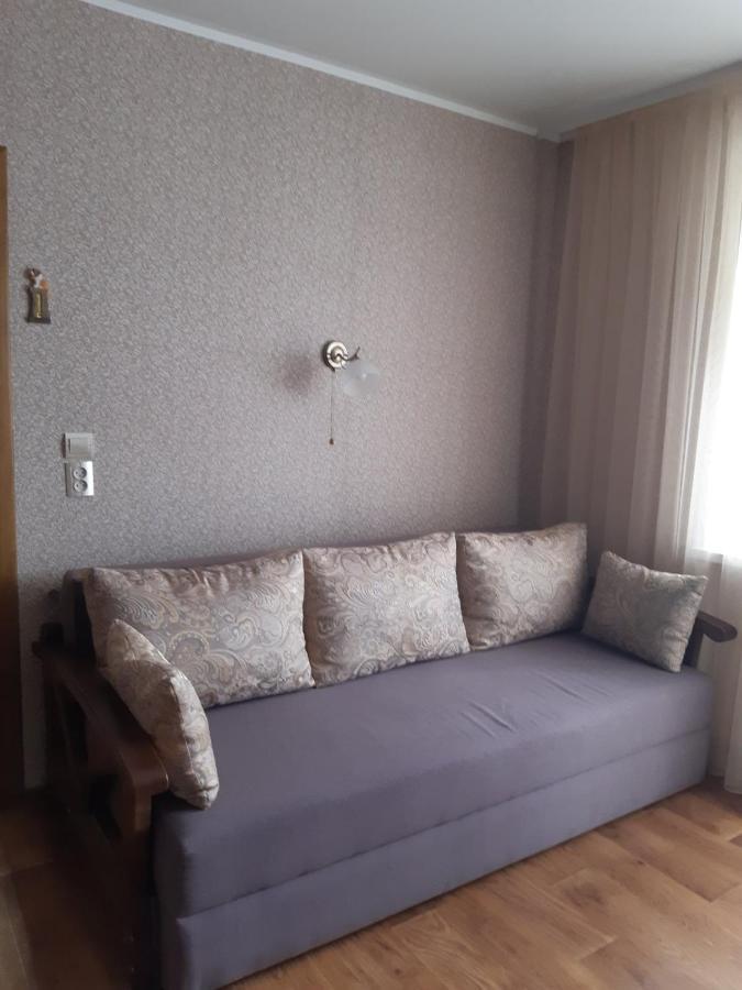 Однокімнатна Apartment Shepetovka Exterior photo