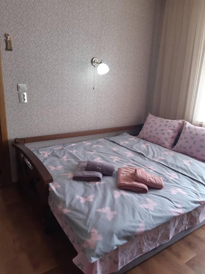 Однокімнатна Apartment Shepetovka Exterior photo
